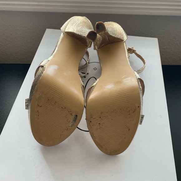 Steve Madden gold platform heels size 8 - Picture 5 of 5